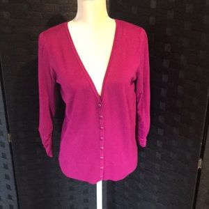 LIKE NEW!! CARMEN MARC VALVO V-NECK SWEATER